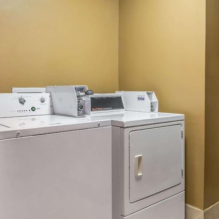 Quality Inn I-74 Batesville Eksteriør billede