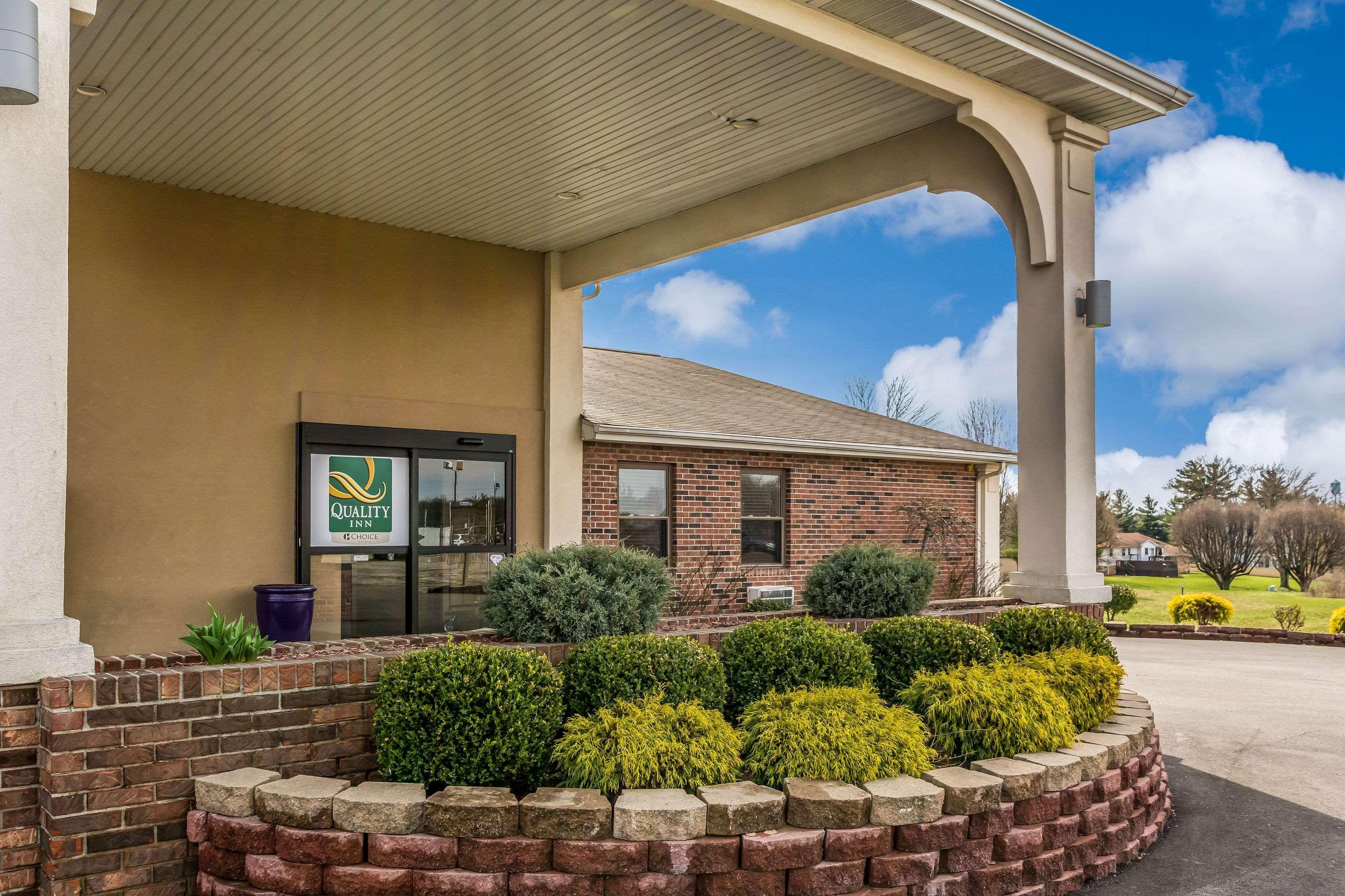 Quality Inn I-74 Batesville Eksteriør billede