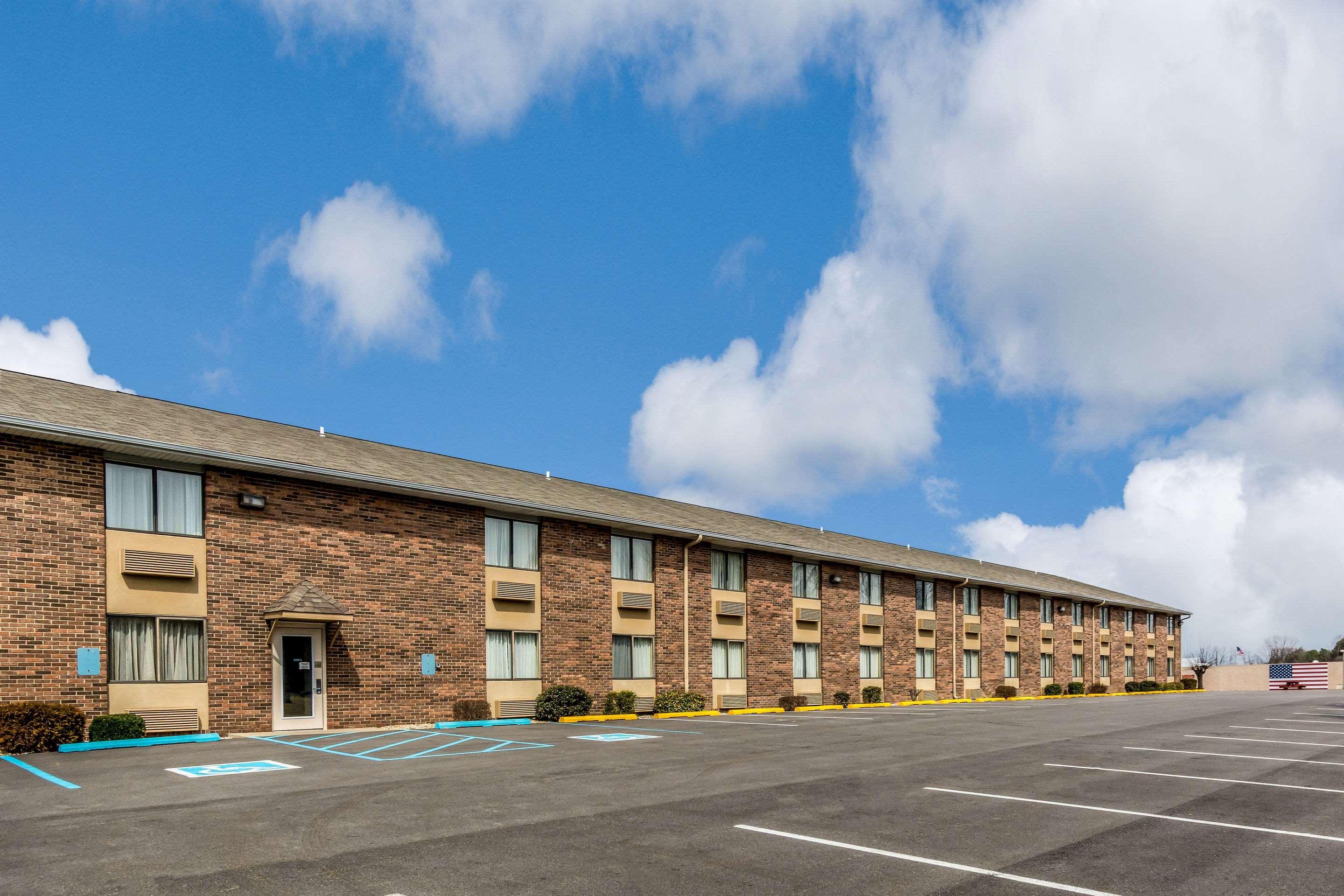 Quality Inn I-74 Batesville Eksteriør billede
