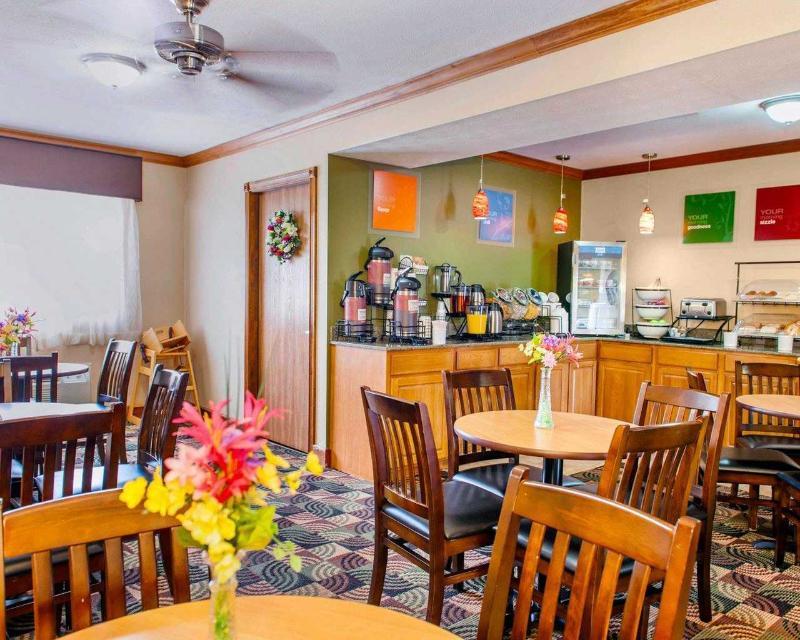 Quality Inn I-74 Batesville Eksteriør billede