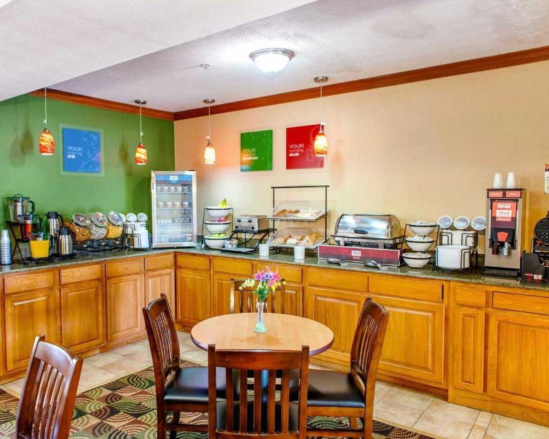 Quality Inn I-74 Batesville Eksteriør billede
