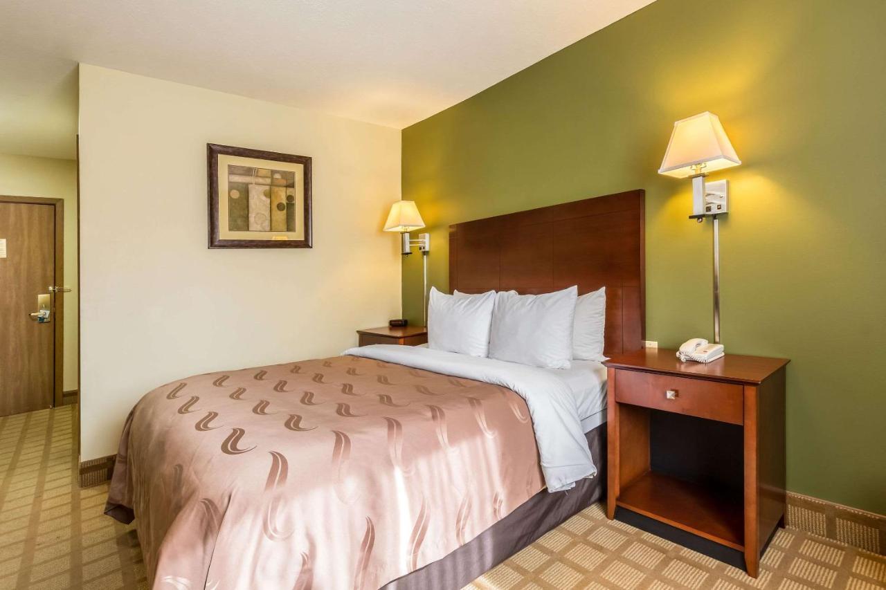 Quality Inn I-74 Batesville Eksteriør billede