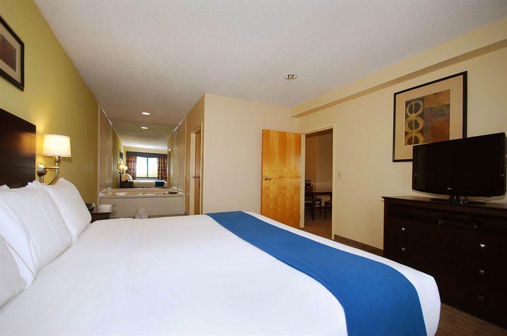 Quality Inn I-74 Batesville Eksteriør billede